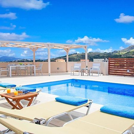 Villa Di Giorgio Heated Pool Kournás Eksteriør billede